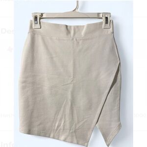 SOLD! Forever 21 White Mini skirt NWT